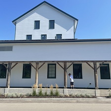 Exquisite-Commercial-Pressure-Washing-Performed-in-Brantford-Ontario 4